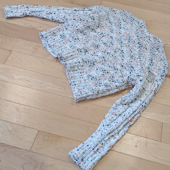 MOON & MADISON - Chunky Knit Cropped Sweater - Picture 8 of 10